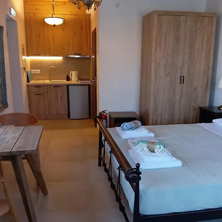 Annousa's House & Lejlighedshotel