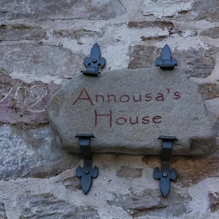 Lejlighedshotel Annousa's House &