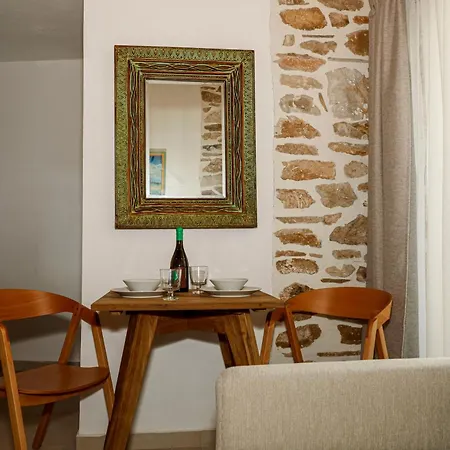 Lejlighedshotel Annousa's House & 4*