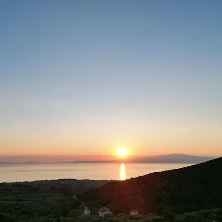 Annousa's House & Lejlighedshotel 4*