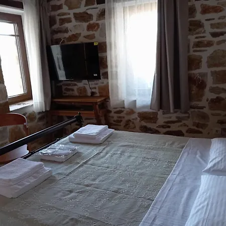 Annousa's House & Lejlighedshotel 4*