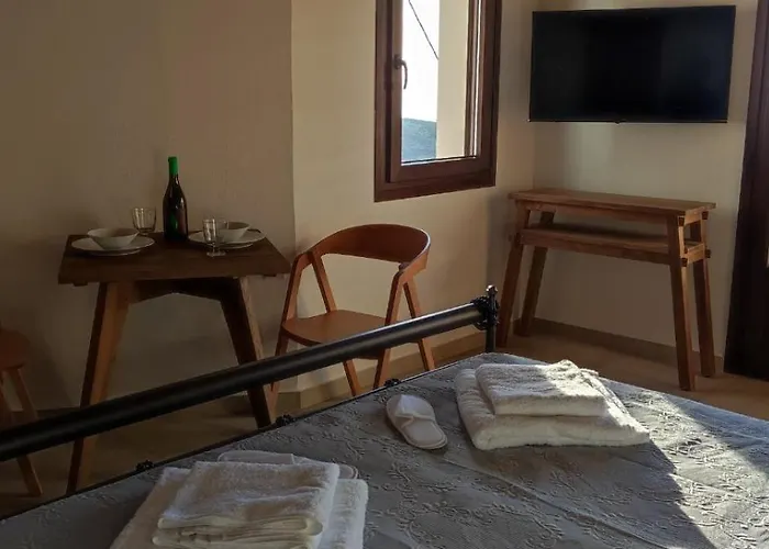 Annousa's House & מלון דירות