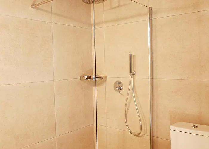 Annousa's House & מלון דירות