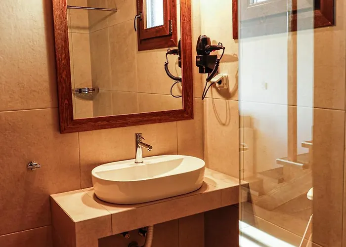 Annousa's House & מלון דירות