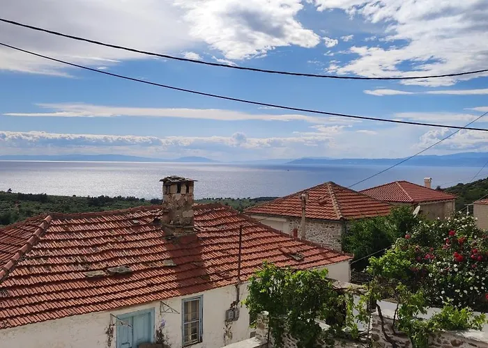 Annousa's House & 4*