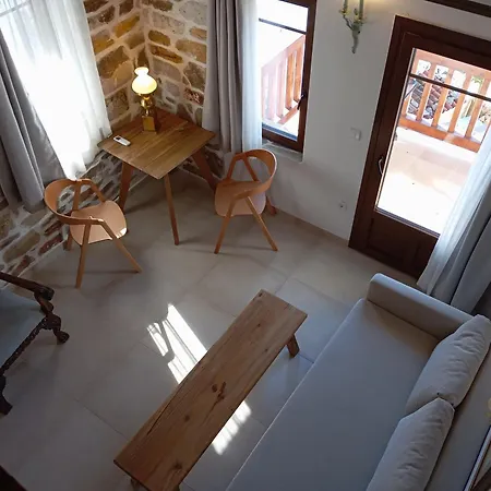 Annousa's House & 4*