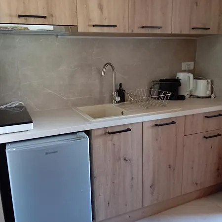 Annousa's House & شقة فندقية Kallirákhi