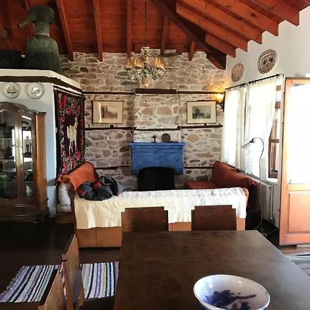 Annousa's House & Kallirákhi