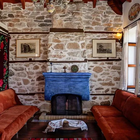 Annousa's House & شقة فندقية Kallirákhi