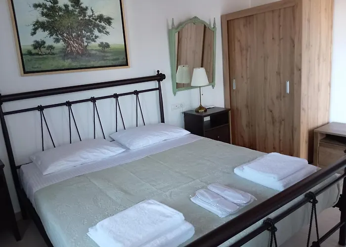 Apartmanhotel Annousa's House &