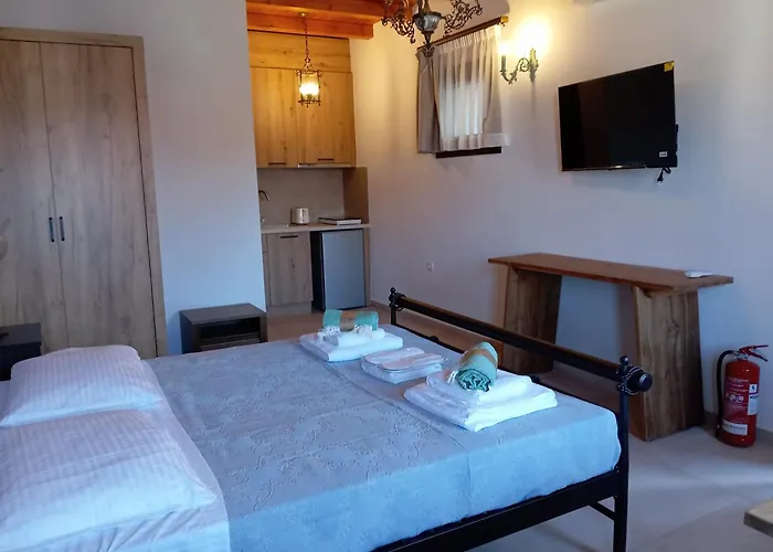 Apartmanhotel Annousa's House & Kaliráhi